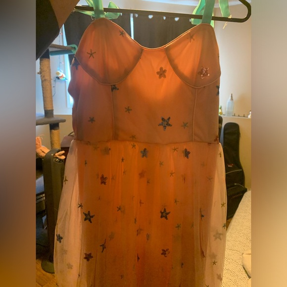 princess dress - Picture 7 of 8